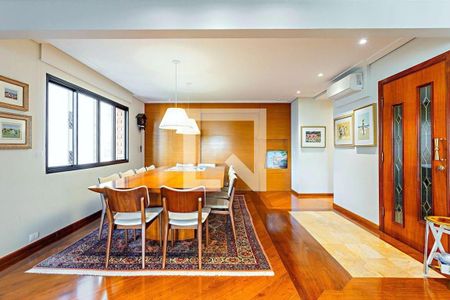 Apartamento à venda com 4 quartos, 217m² em Vila Nova Conceição, São Paulo