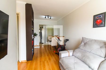 Sala de apartamento para alugar com 2 quartos, 50m² em Vila Taquari, São Paulo