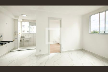 Sala de apartamento para alugar com 2 quartos, 38m² em Usina Piratininga, São Paulo