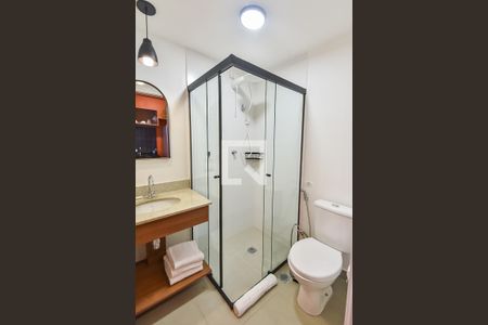 Banheiro de kitnet/studio para alugar com 1 quarto, 23m² em Vila Mariana, São Paulo