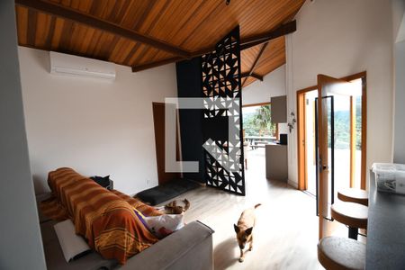 Sala  de casa de condomínio para alugar com 3 quartos, 300m² em Colinas do Ermitage (sousas), Campinas