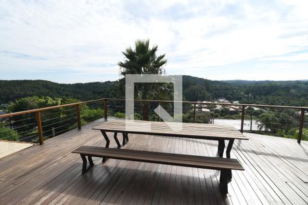 Sala - Deck de casa de condomínio para alugar com 3 quartos, 300m² em Colinas do Ermitage (sousas), Campinas