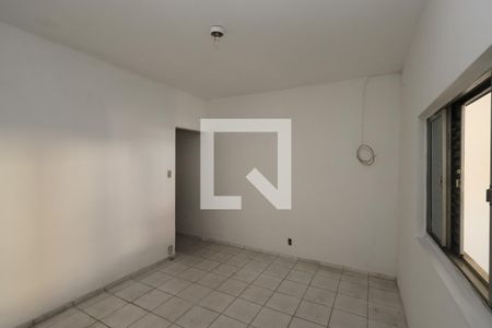 Quarto de casa para alugar com 1 quarto, 80m² em Parque Bristol, São Paulo