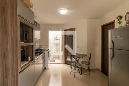 Sala/Cozinha de casa para alugar com 2 quartos, 42m² em Campo de Santana, Curitiba