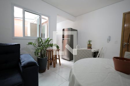 Sala de apartamento para alugar com 2 quartos, 72m² em Jardim Las Vegas, Santo André