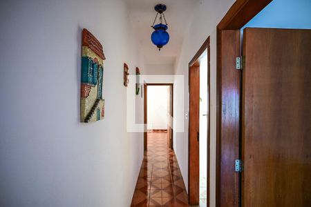 Corredor de casa à venda com 3 quartos, 175m² em Vila Morse, São Paulo