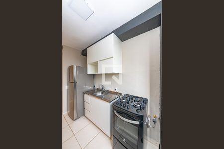 Cozinha de apartamento para alugar com 2 quartos, 46m² em Buritis, Belo Horizonte