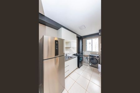 Cozinha de apartamento para alugar com 2 quartos, 46m² em Buritis, Belo Horizonte