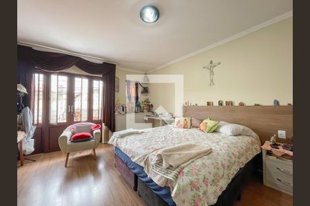 Suíte de casa à venda com 5 quartos, 297m² em Cidade das Flores, Osasco