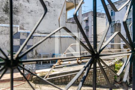 Vista da Sala de TV de casa para alugar com 3 quartos, 400m² em Olaria, Rio de Janeiro