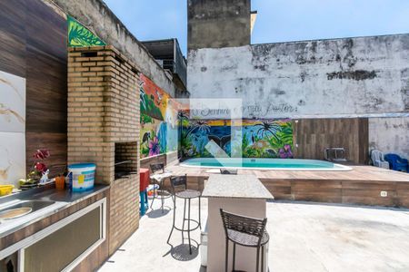 Vista da Sala de casa para alugar com 3 quartos, 400m² em Olaria, Rio de Janeiro