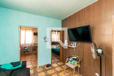 Sala de TV de casa para alugar com 3 quartos, 400m² em Olaria, Rio de Janeiro