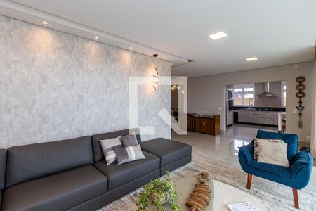 Sala 1 de casa de condomínio para alugar com 4 quartos, 529m² em Gran Park, Vespasiano