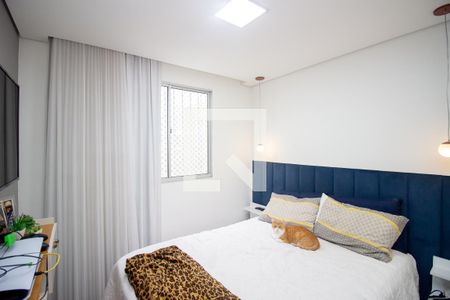 Quarto 1 de apartamento para alugar com 2 quartos, 65m² em Cabral, Contagem