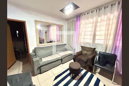 Sala Casa 1 de casa à venda com 6 quartos, 250m² em Jardim Almeida Prado, Guarulhos