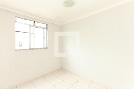 Apartamento à venda com 2 quartos, 49m² em Industrial, Contagem