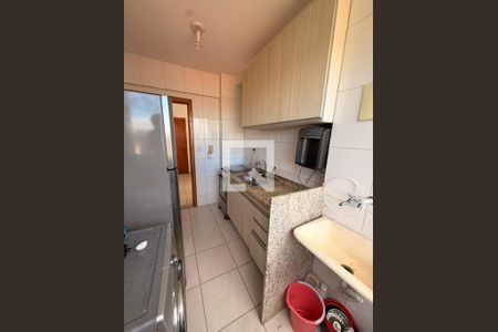 Cozinha de apartamento à venda com 2 quartos, 57m² em Chácaras, Betim