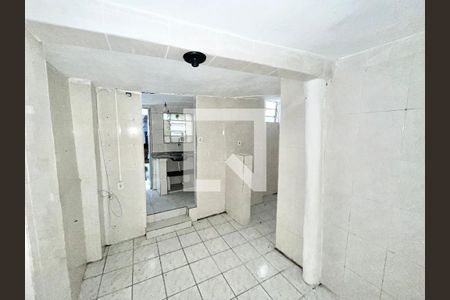 Sala/Quarto de kitnet/studio para alugar com 1 quarto, 18m² em Vila Aurora (zona Norte), São Paulo