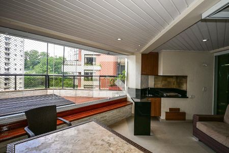 Varanda de apartamento à venda com 4 quartos, 213m² em Vila Andrade, São Paulo