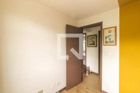 Quarto 1 de apartamento para alugar com 3 quartos, 50m² em Parolin, Curitiba