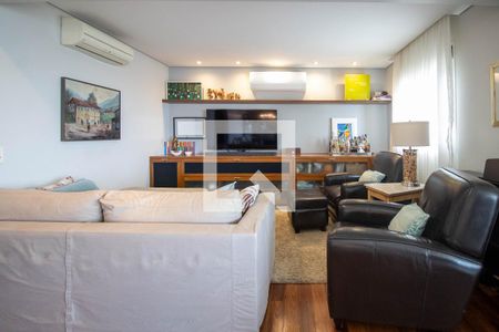 Sala  de apartamento à venda com 3 quartos, 181m² em Real Parque, São Paulo