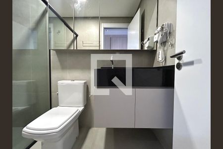 Banheiro de apartamento para alugar com 1 quarto, 33m² em Trindade, Florianópolis