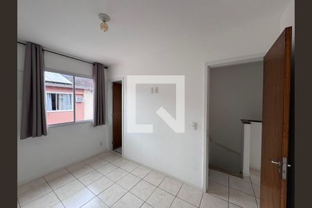 Suíte de casa de condomínio para alugar com 3 quartos, 82m² em Vargem Pequena, Rio de Janeiro