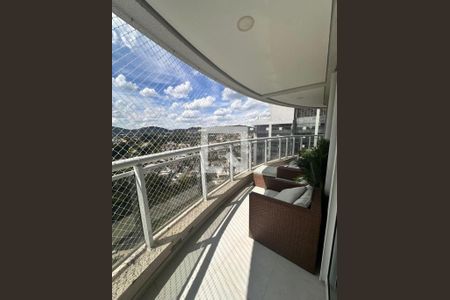 Apartamento à venda com 3 quartos, 90m² em Empresarial 18 do Forte, Barueri