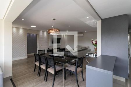 Apartamento à venda com 3 quartos, 157m² em Vila Anastácio, São Paulo