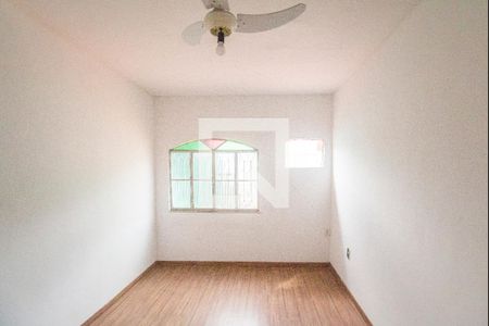 Quarto 1 de casa para alugar com 3 quartos, 180m² em Realengo, Rio de Janeiro