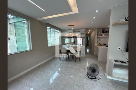 Sala de casa à venda com 3 quartos, 109m² em Cachambi, Rio de Janeiro
