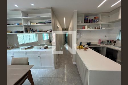 Corredor de casa à venda com 3 quartos, 109m² em Cachambi, Rio de Janeiro