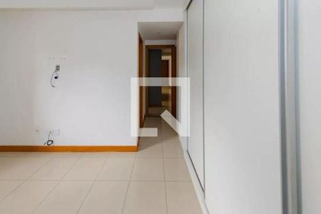 Apartamento à venda com 3 quartos, 130m² em Buritis, Belo Horizonte