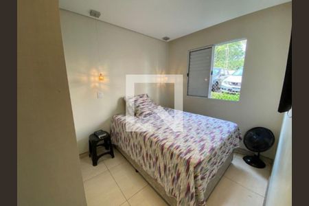 Quarto de apartamento para alugar com 2 quartos, 51m² em Vila Monte Serrat, Cotia