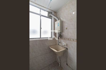 Sala/Cozinha/Área de Serviço  de apartamento para alugar com 2 quartos, 42m² em São Miguel Paulista, São Paulo