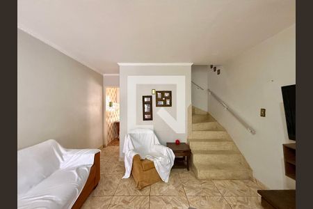 Sala de casa à venda com 2 quartos, 80m² em Jardim Alzira, São Paulo