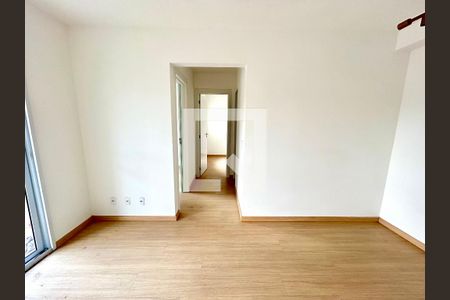 Sala de apartamento para alugar com 2 quartos, 46m² em Jardim Flor da Montanha, Guarulhos