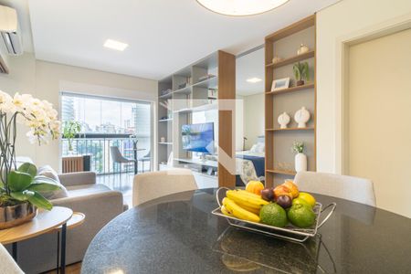 Sala de Jantar de apartamento para alugar com 1 quarto, 48m² em Vila Nova Conceição, São Paulo
