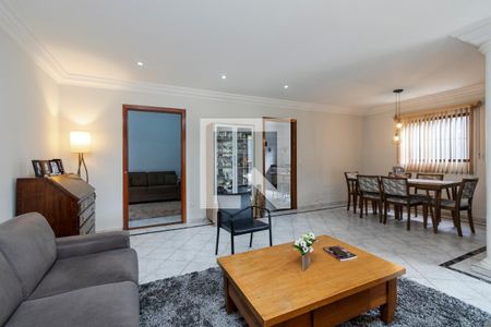 Sala de casa para alugar com 3 quartos, 180m² em Parque Maria Helena, São Paulo