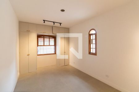 Quarto 1 de casa à venda com 5 quartos, 247m² em Jaguaré, São Paulo