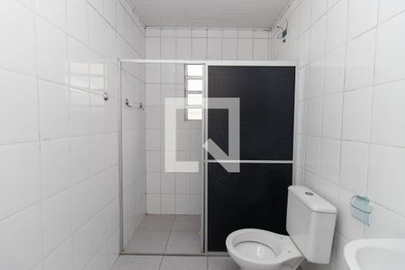 Banheiro da Suíte de casa para alugar com 2 quartos, 52m² em Parada Inglesa, São Paulo