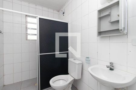 Banheiro da Suíte de casa para alugar com 2 quartos, 52m² em Parada Inglesa, São Paulo