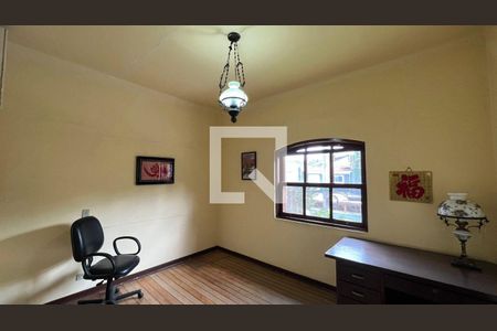 Casa à venda com 3 quartos, 217m² em Jardim Paulista, São Paulo