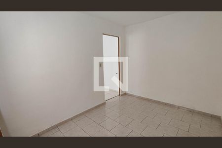 Quarto de casa para alugar com 1 quarto, 50m² em Cidade Kemel, Poá