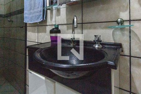 Banheiro de casa à venda com 4 quartos, 240m² em Jardim Guimaraes, Guarulhos