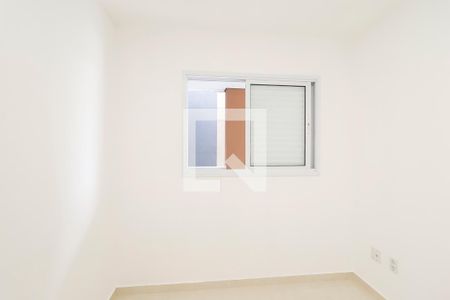 Quarto 1 de apartamento à venda com 2 quartos, 46m² em Vila Carmosina, São Paulo