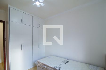 Quarto 2 de apartamento para alugar com 3 quartos, 55m² em Jardim Residencial Dona Lucilla, Indaiatuba