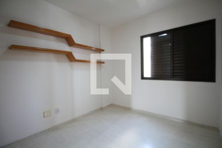 Quarto 1 de apartamento para alugar com 3 quartos, 110m² em Vila Suzana, São Paulo