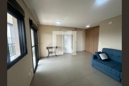 Sala/Quarto de apartamento para alugar com 1 quarto, 46m² em Empresarial 18 do Forte, Barueri