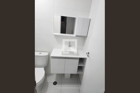 Banheiro de apartamento à venda com 1 quarto, 37m² em Vila das Belezas, São Paulo